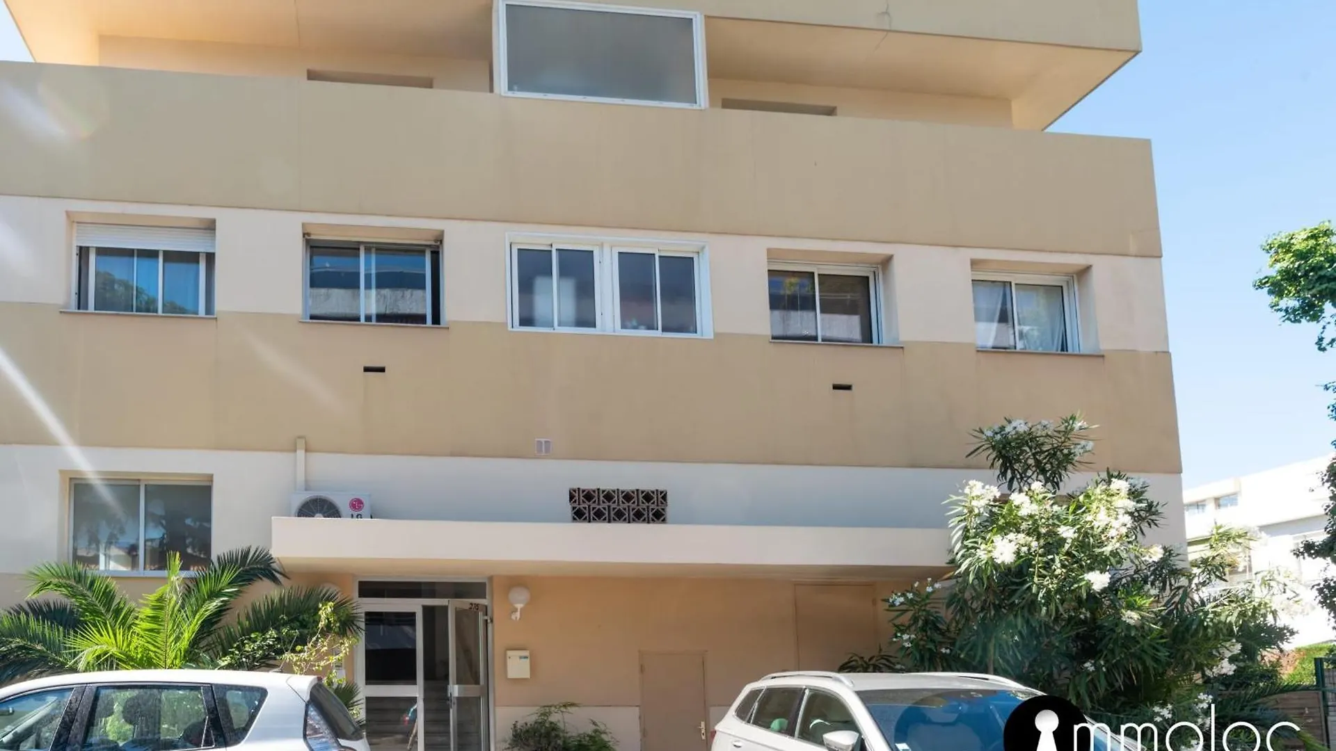 Air-Conditioned Apartment Facing The Port Of Saint Laurent With 2 Bedrooms Fransa